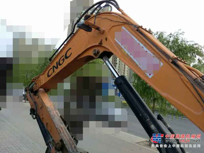 山西出售转让二手2000小时2014年江麓CN65E挖掘机