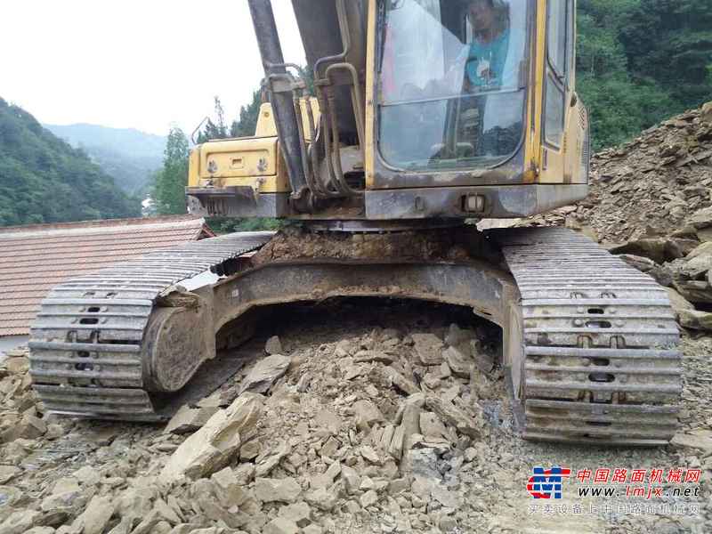 陕西出售转让二手10000小时2008年沃尔沃EC210BLC挖掘机