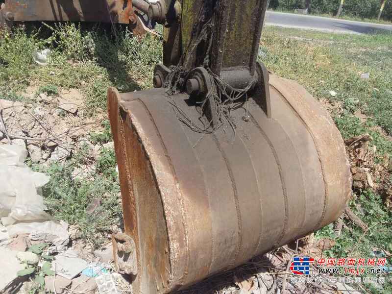 河北出售转让二手4000小时2009年犀牛重工轮挖WLY5挖掘机