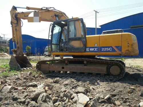 陕西出售转让二手8000小时2008年柳工CLG225挖掘机
