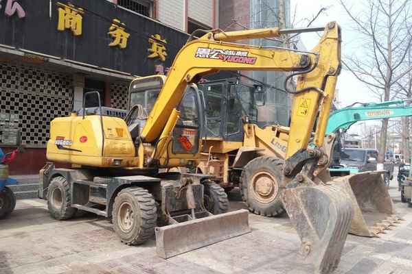 陕西出售转让二手4000小时2012年愚公机械轮挖WYL75挖掘机