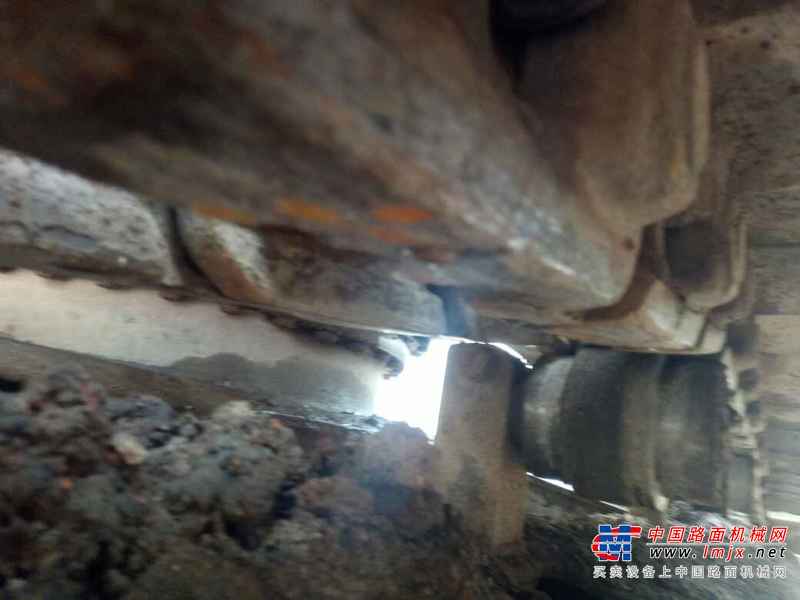 云南出售转让二手9835小时2009年神钢SK260LC挖掘机