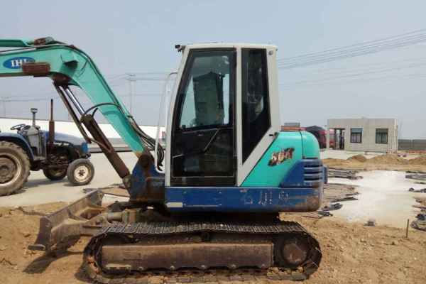 山东出售转让二手8600小时2011年石川岛IHI60NS挖掘机