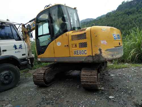 重庆出售转让二手4800小时2013年徐工XE80C挖掘机