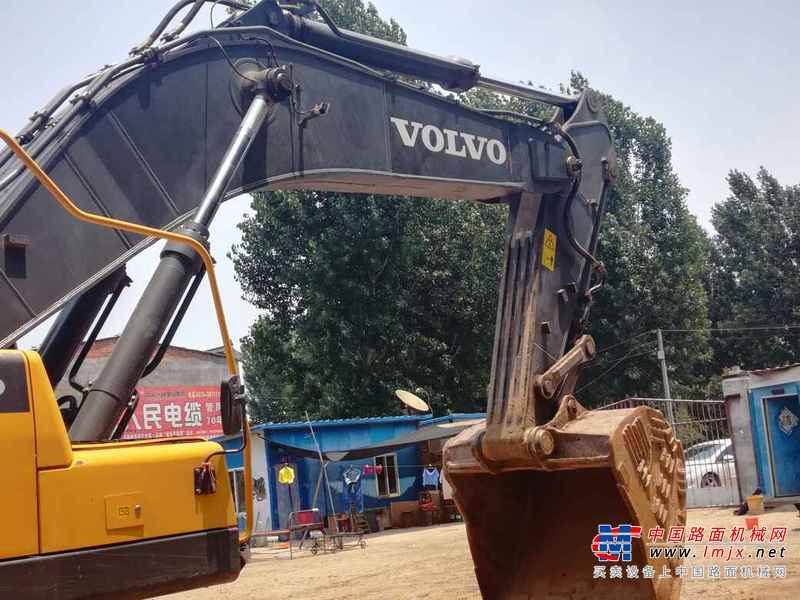 河南出售转让二手8000小时2014年沃尔沃EC480DL挖掘机