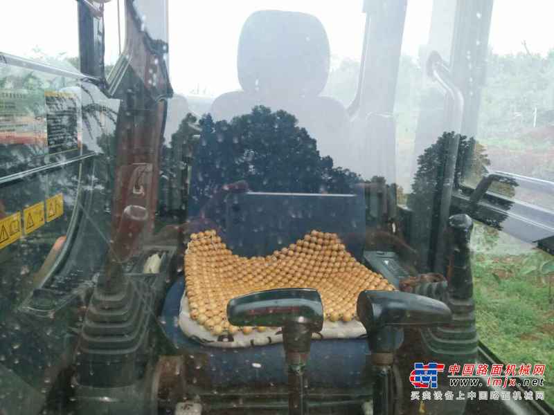 云南出售转让二手2101小时2014年日立EX120挖掘机