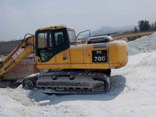 山东出售转让二手12000小时2008年小松PC220挖掘机