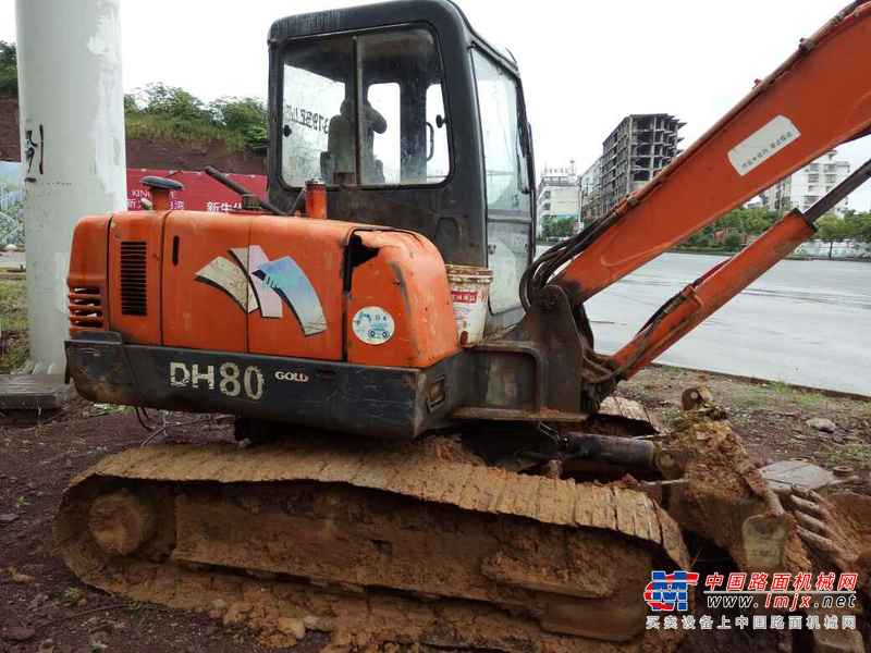 江西出售转让二手10000小时2010年斗山DH55挖掘机