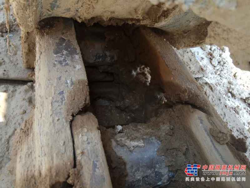 山东出售转让二手11000小时2011年斗山DH370LC挖掘机