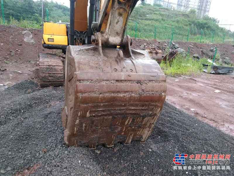 重庆出售转让二手6800小时2012年三一重工SY235C挖掘机