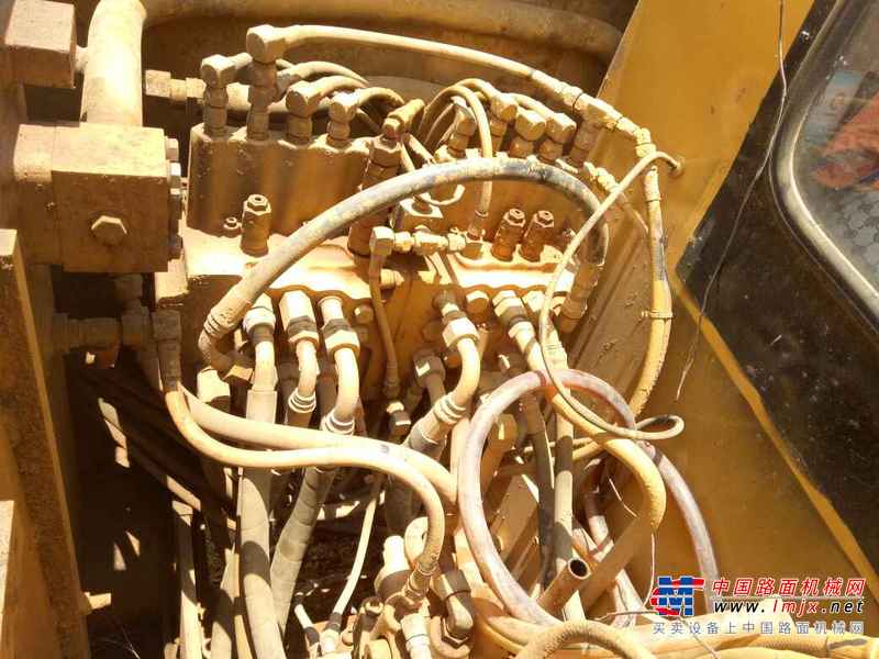 云南出售转让二手1325小时2004年卡特彼勒307挖掘机