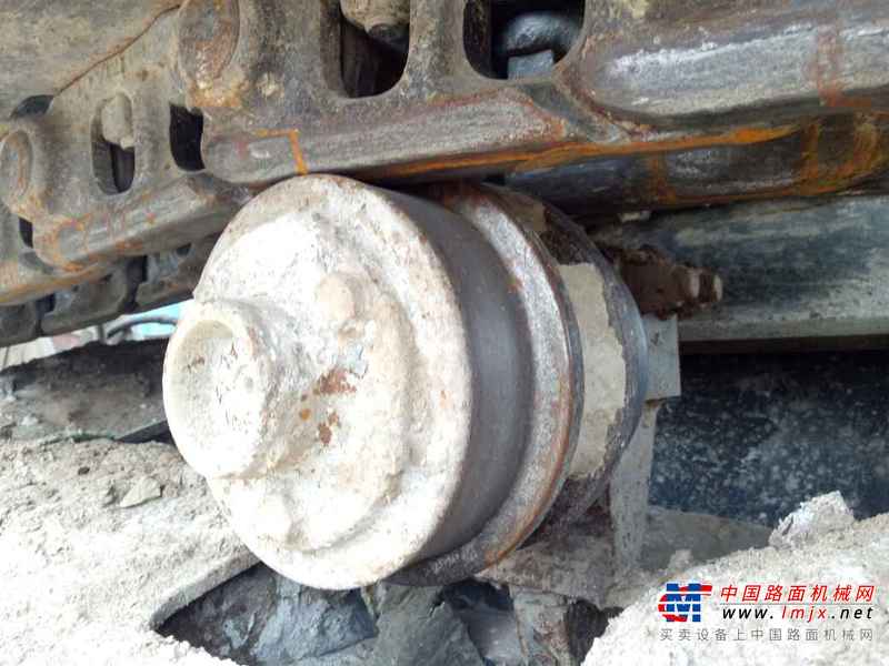 山西出售转让二手15000小时2006年现代R130LC挖掘机