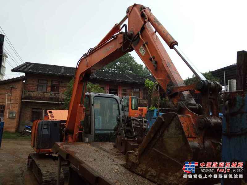 江西出售转让二手12000小时2010年日立ZX70挖掘机