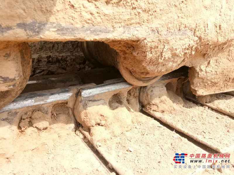 山东出售转让二手5000小时2010年日立ZX240挖掘机