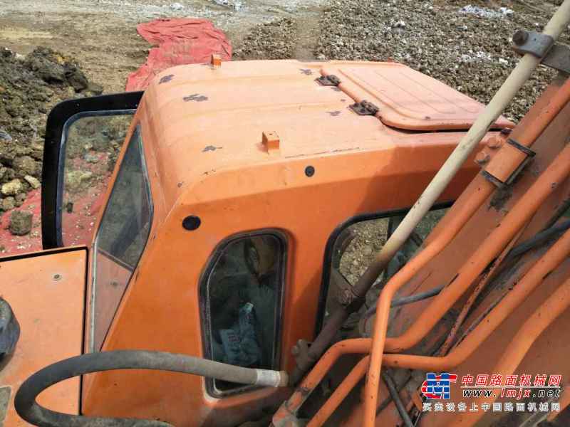 云南出售转让二手10000小时2010年斗山DH225挖掘机