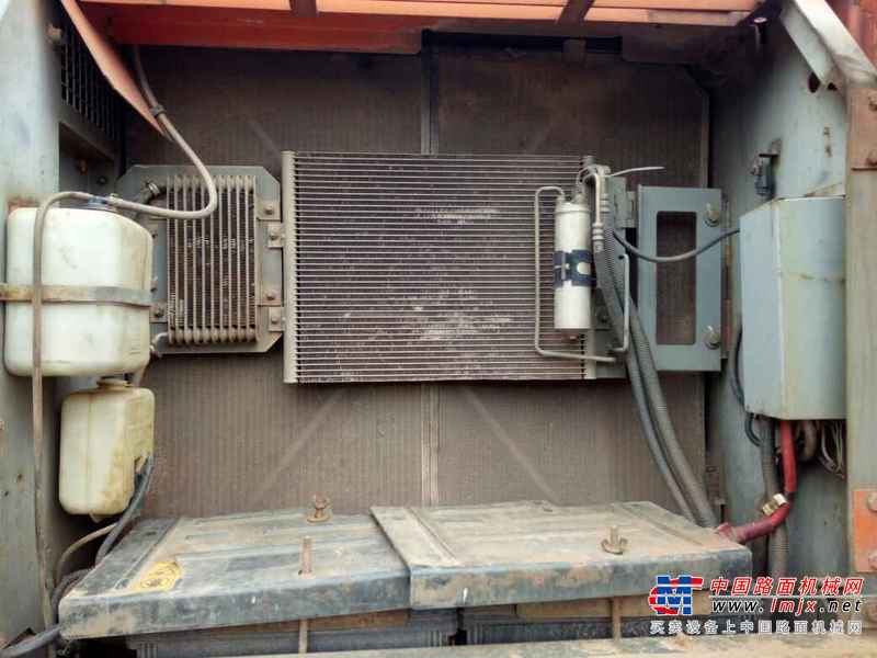 江西出售转让二手10000小时2008年日立ZX200挖掘机