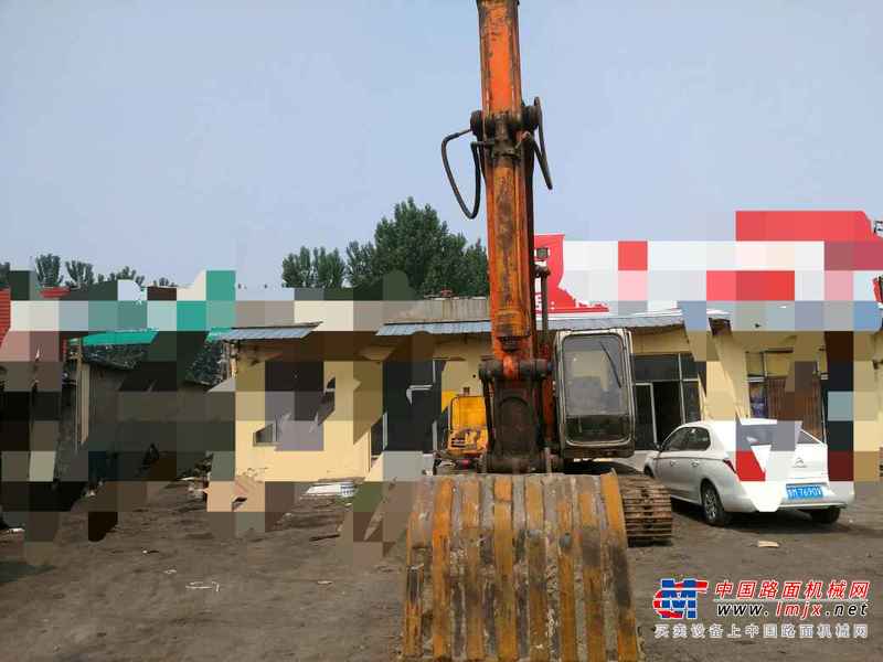 山东出售转让二手22000小时2003年日立EX200挖掘机