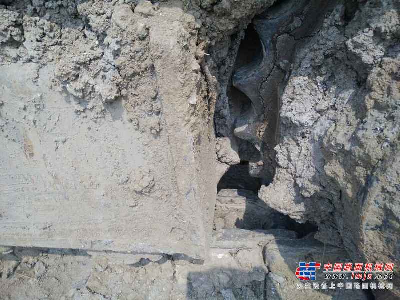 河南出售转让二手8000小时2011年三一重工SY215C挖掘机