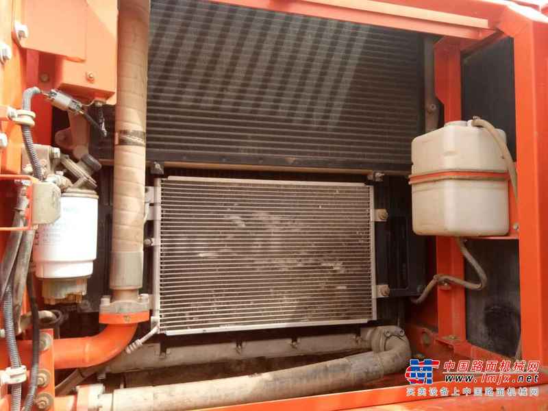 甘肃出售转让二手2600小时2014年斗山DX300LC挖掘机