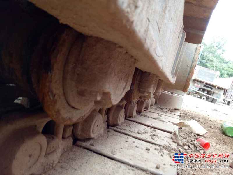 云南出售转让二手1325小时2004年日立ZX230挖掘机