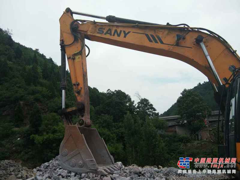 河南出售转让二手5000小时2012年三一重工SY215C挖掘机
