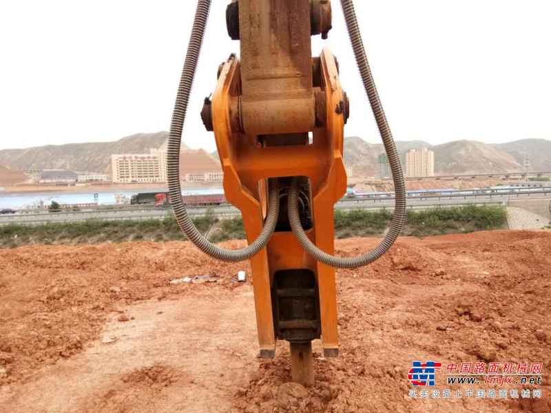甘肃出售转让二手8000小时2009年三一重工SY360C挖掘机