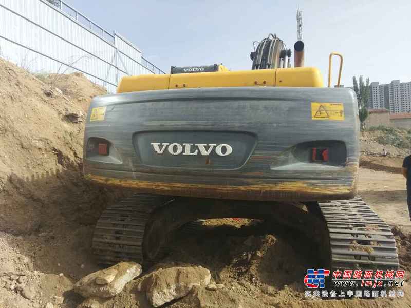 山西出售转让二手12000小时2009年沃尔沃EC240BLC挖掘机