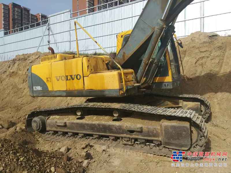 山西出售转让二手12000小时2009年沃尔沃EC240BLC挖掘机