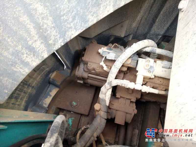 山西出售转让二手2600小时2006年神钢SK135SR挖掘机