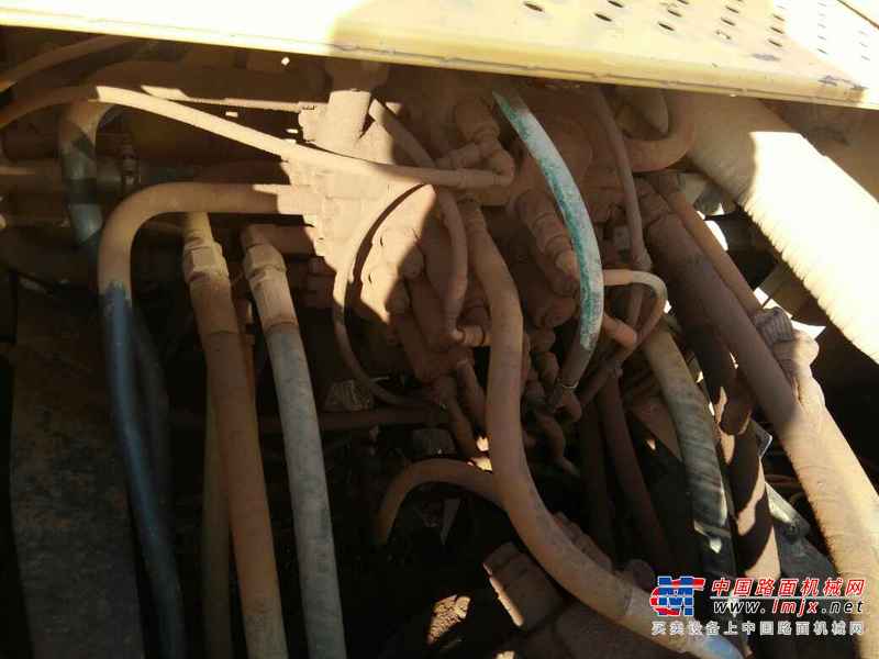 河南出售转让二手5000小时2011年沃尔沃EC240BLC挖掘机