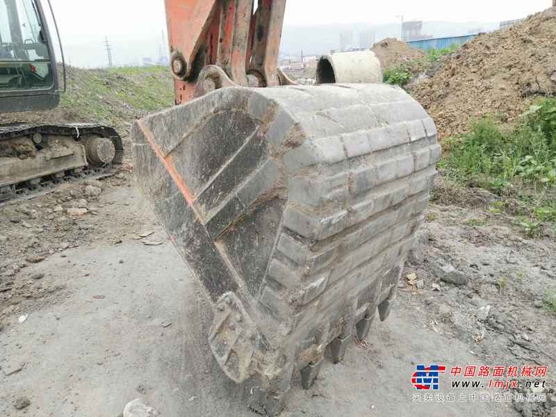 山西出售转让二手9000小时2011年日立ZX270挖掘机