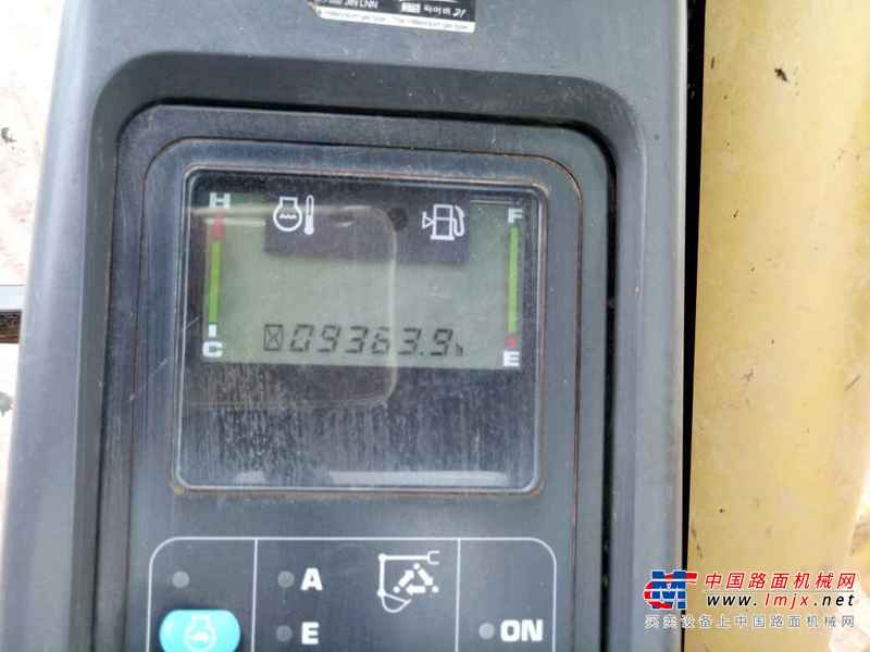 四川出售转让二手9363小时2010年小松PC130挖掘机