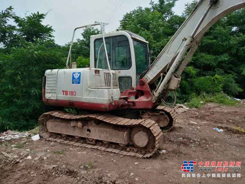 重庆出售转让二手7000小时2011年竹内TB180挖掘机