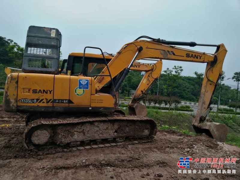 重庆出售转让二手5000小时2012年三一重工SY135C挖掘机