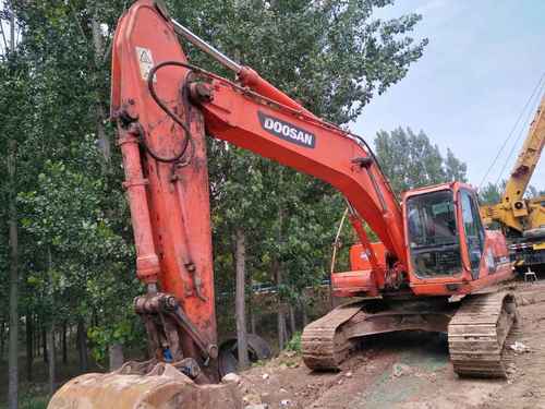 河南出售转让二手6000小时2010年斗山DH225LC挖掘机