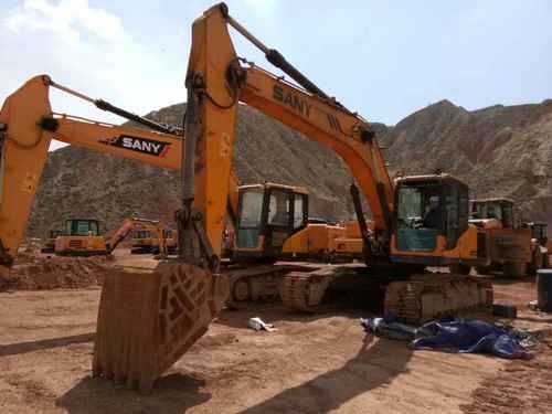 甘肃出售转让二手10000小时2010年三一重工SY215C挖掘机