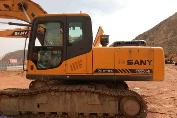 甘肃出售转让二手10000小时2010年三一重工SY215C挖掘机
