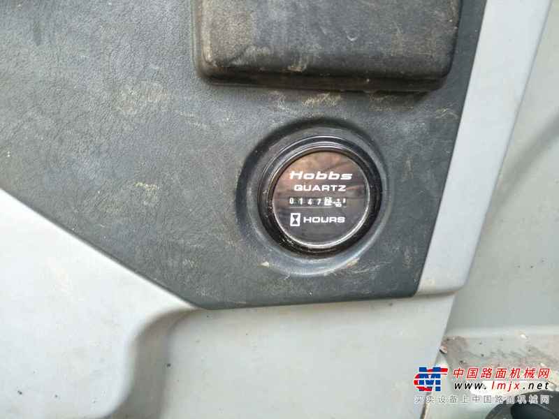 重庆出售转让二手8000小时2011年现代R225LC挖掘机