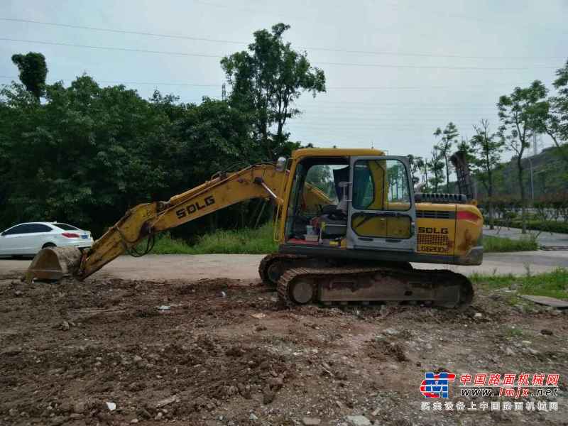 重庆出售转让二手3375小时2015年临工LG6135挖掘机