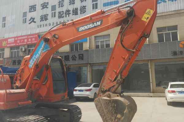 陕西出售转让二手4000小时2011年斗山DH150LC挖掘机