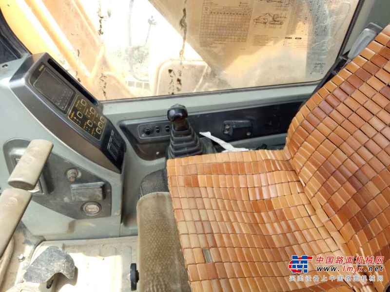 云南出售转让二手7368小时2011年现代R225LC挖掘机
