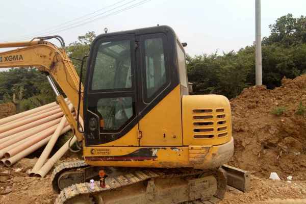 江苏出售转让二手1491小时2015年厦工XG806挖掘机