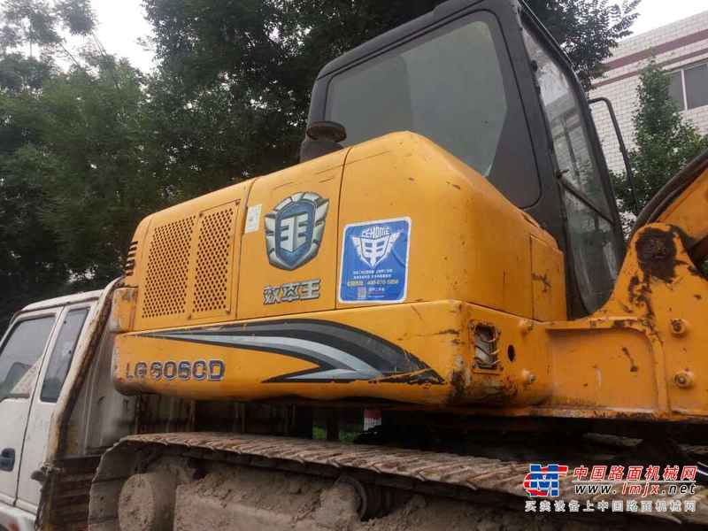 河北出售转让二手8000小时2012年龙工LG6060D挖掘机