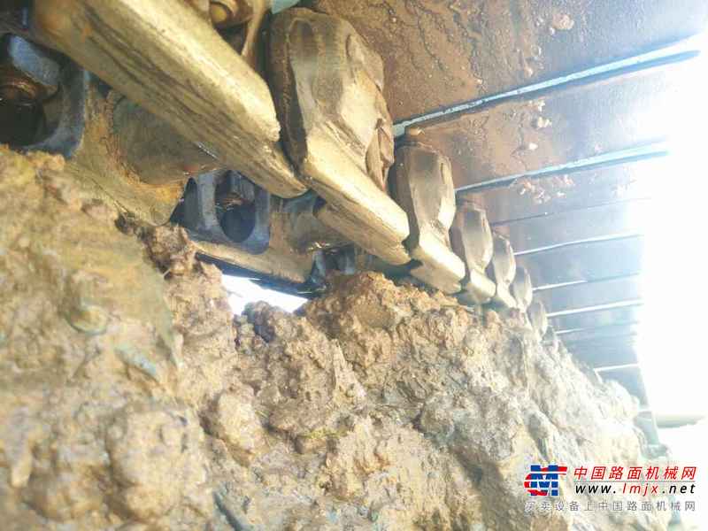 云南出售转让二手8714小时2009年斗山DH220LC挖掘机