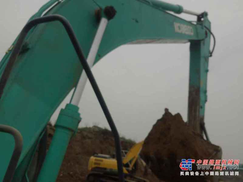 河北出售转让二手9000小时2011年神钢250挖掘机