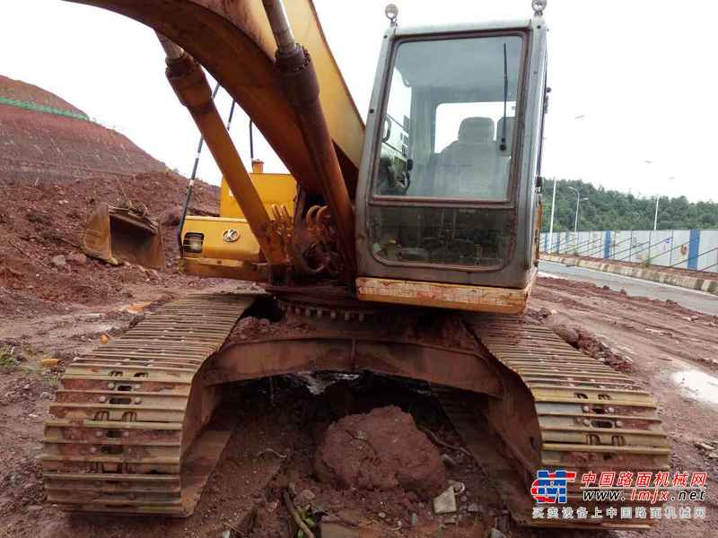 江西出售转让二手14000小时2008年加藤HD820E挖掘机