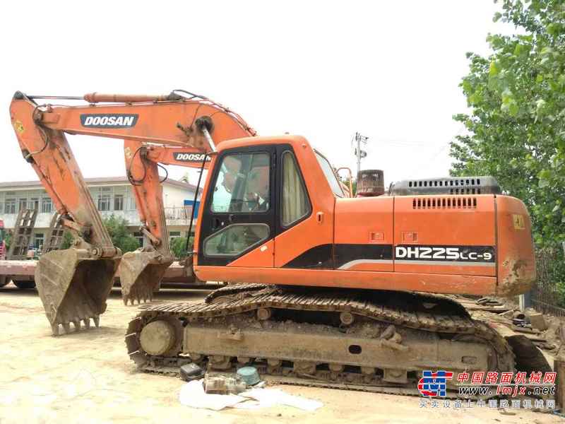 安徽出售转让二手7795小时2009年斗山DH225LC挖掘机