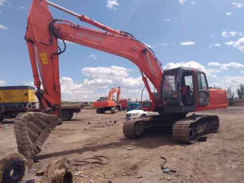 内蒙古出售转让二手15000小时2005年日立ZX230挖掘机