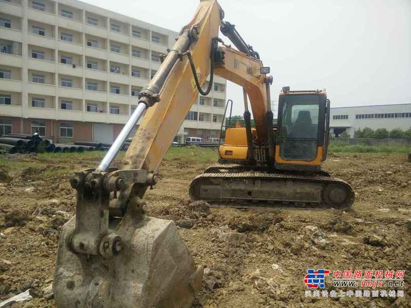 安徽出售转让二手7300小时2011年三一重工SY135C挖掘机