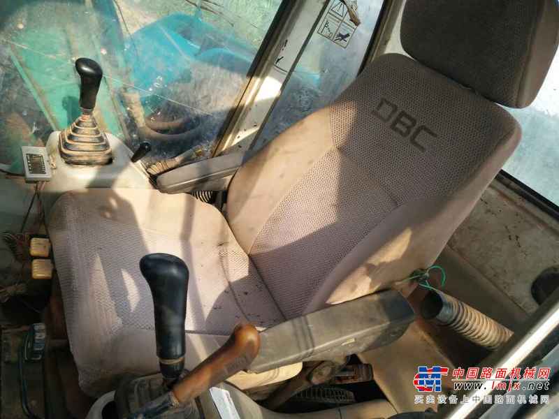 广西出售转让二手15231小时2004年黑猫8085挖掘机